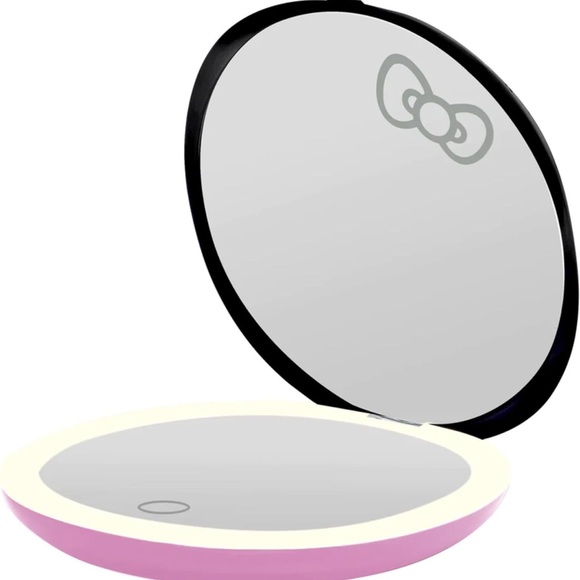 Impressions Vanity Company X Hello Kitty | The Favorites LED Compact Mirror - Picture 3 of 4
